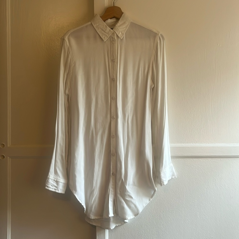 Urban outfitters Bdg button down white/off white shirt. Marked size small